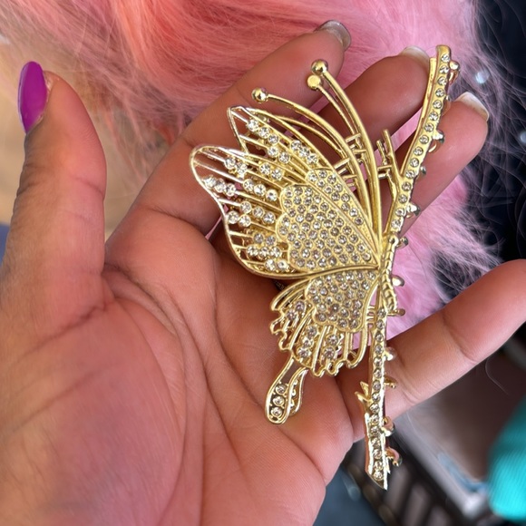 Gold butterfly Claw Clip - Picture 3 of 3